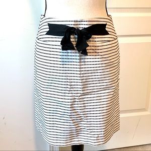 LOFT Petite Bow Front Striped Pencil Skirt—SZ. 2P